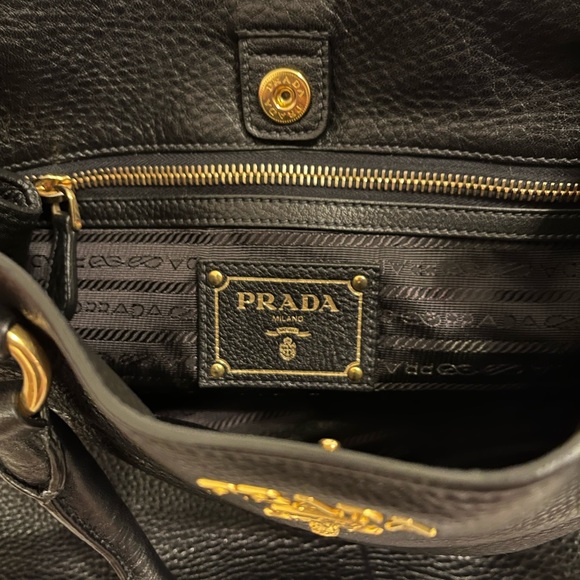 PRADA handbag - Picture 4 of 7